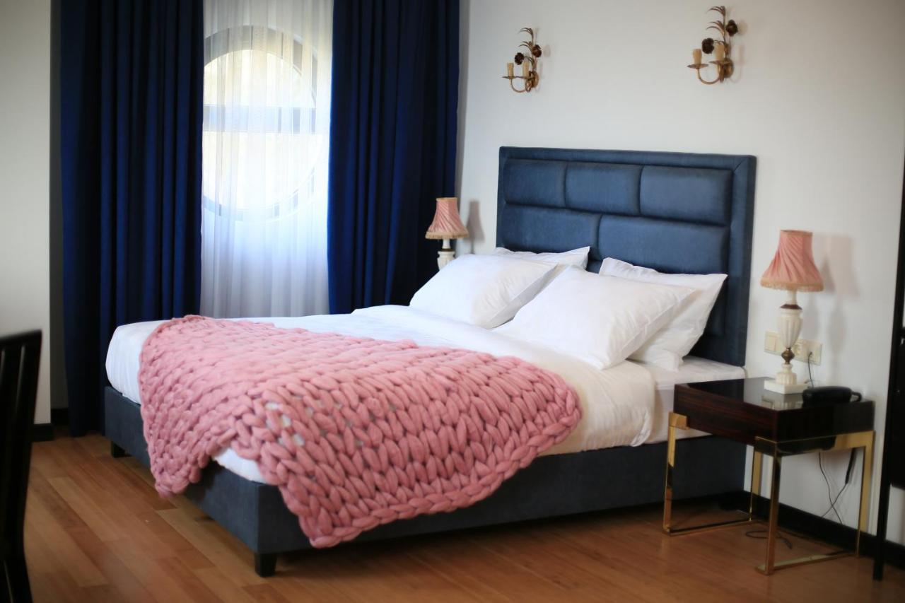 Otakhebi Hotel Sarpi Ngoại thất bức ảnh