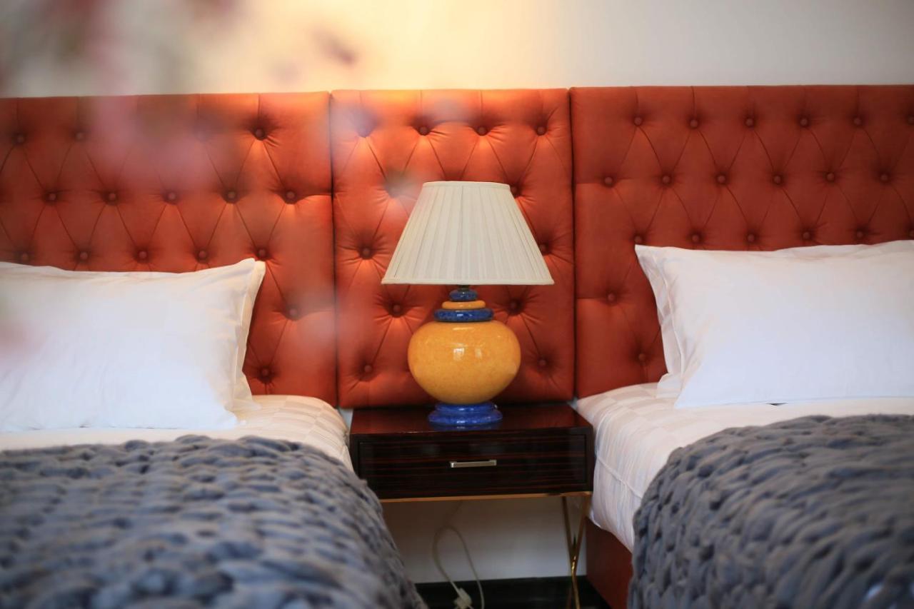 Otakhebi Hotel Sarpi Ngoại thất bức ảnh